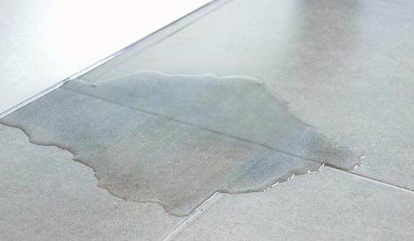 Perdita acqua sotto il pavimento